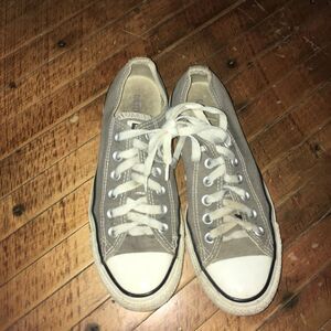 Converse gray size 7 low top sneakers